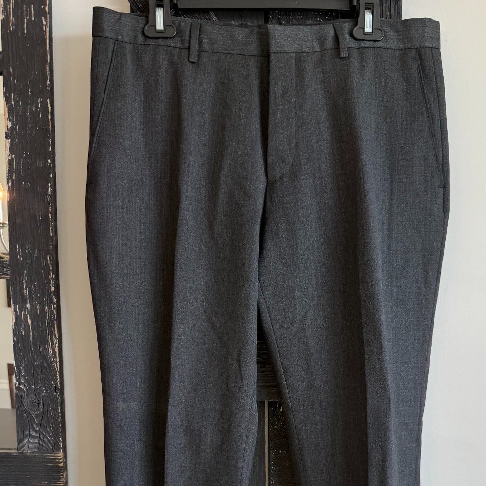 Banana Republic Men's Dress Pants, Style: Tailored Slim Fit, Size: 34x30, Gray